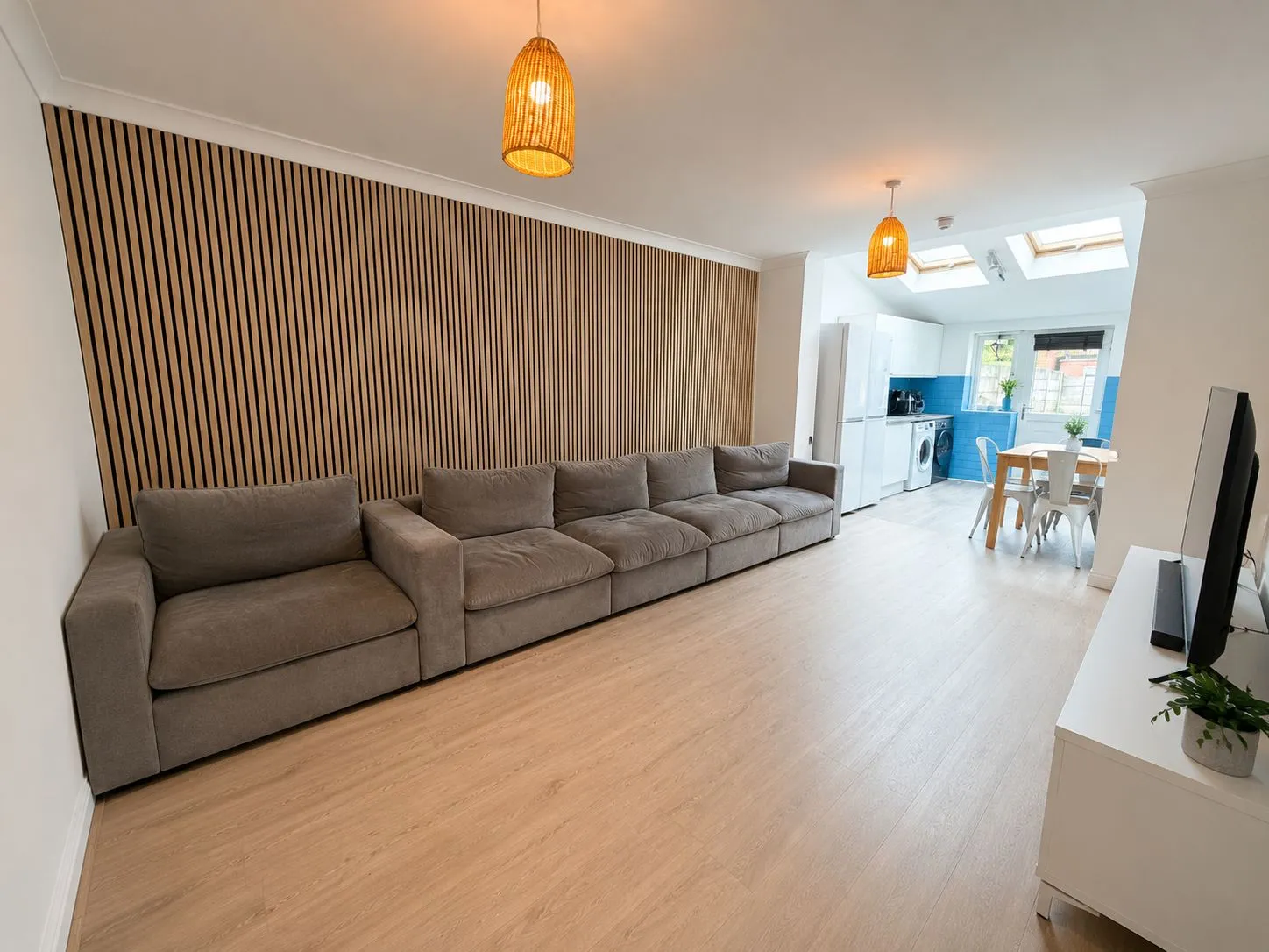 Inside 39 Brentbridge Road