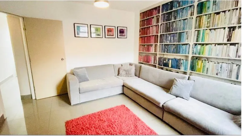 Inside Cawdor Road