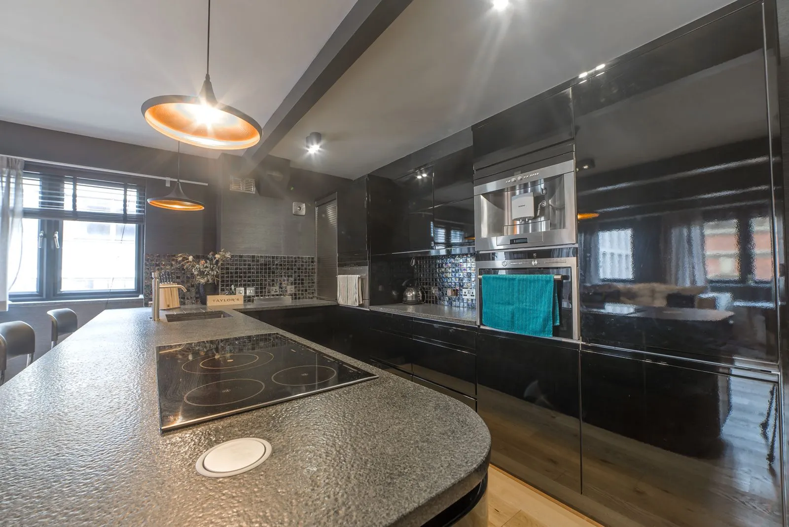 36 Tuscany House, photo 2
