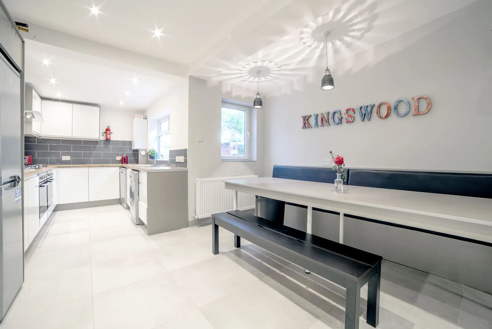 Kingswood Road, photo 2