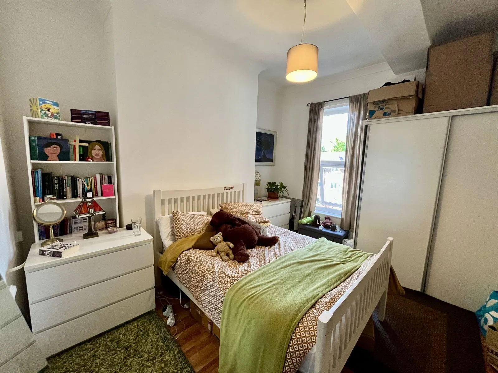 Flat 4, 23 Ladybarn Road, photo 2