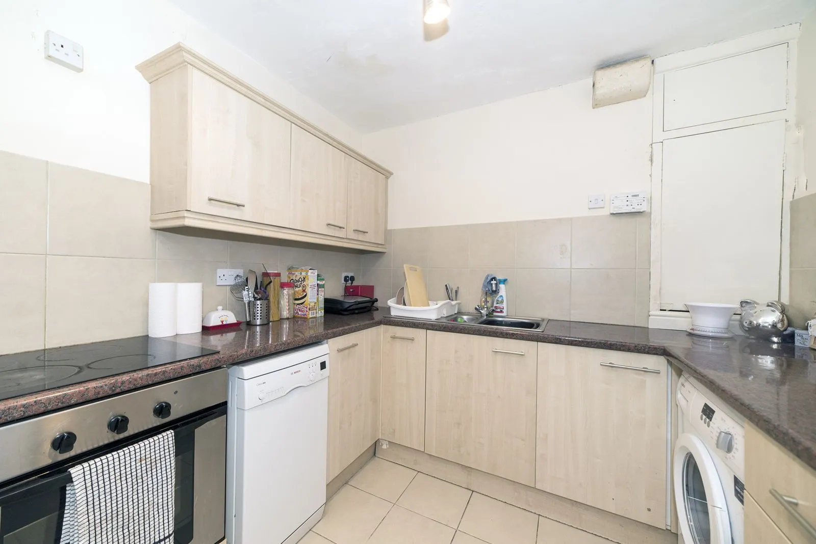 16 Thorne House, photo 2
