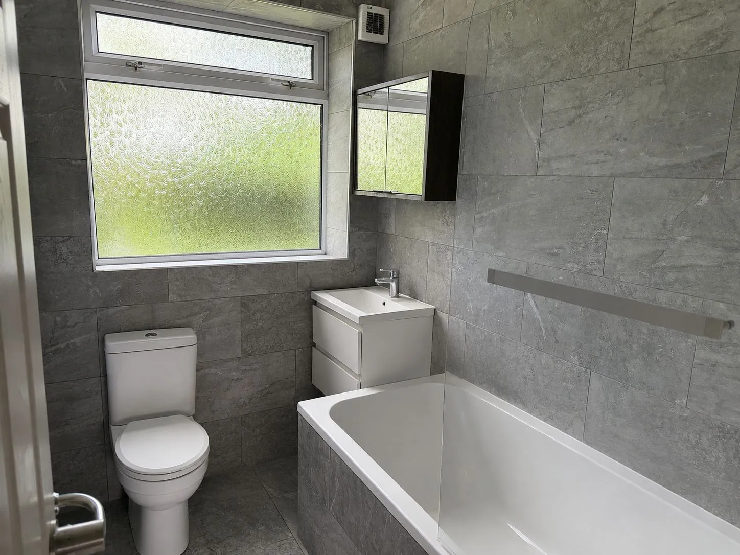 18 Fairfield Court, photo 3
