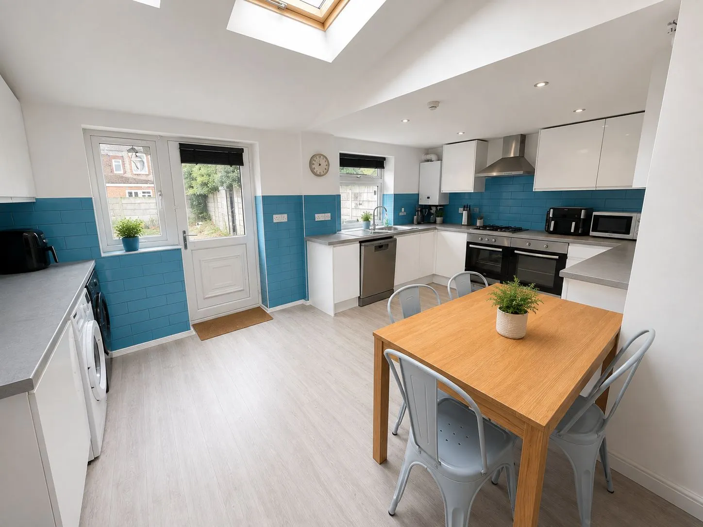39 Brentbridge Road, photo 3