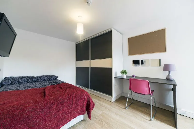 58 Filey Road, photo 5